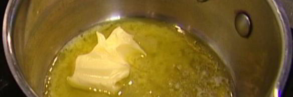 шоколадные оладушки со взбитыми сливками