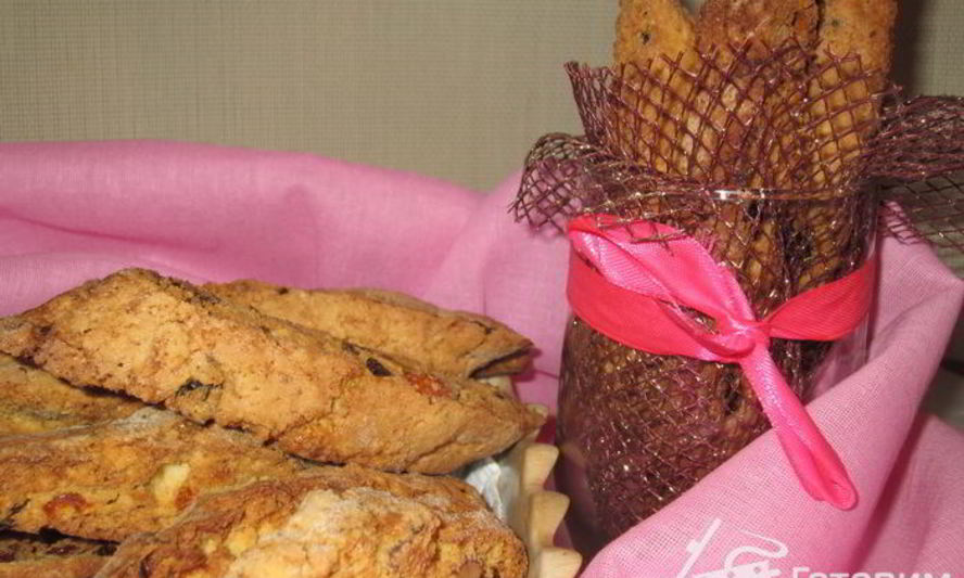 Рецепт бискотти с миндалем и сухофруктами