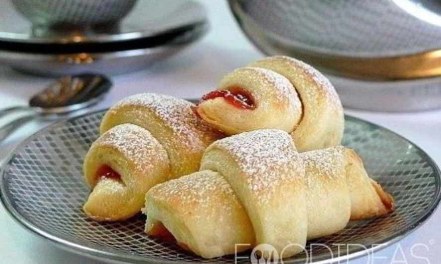 Рецепт дрожжевых рогаликов