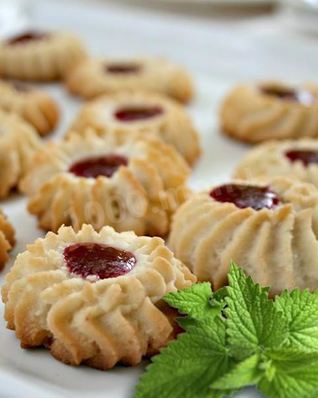 Печенье курабье на маргарине