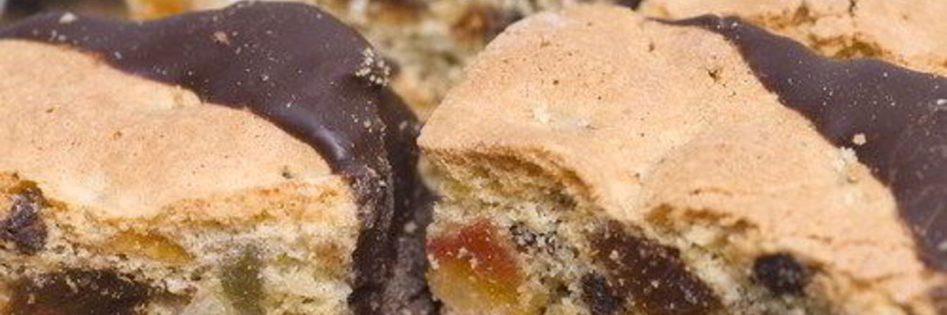 Печенье с вишней и цукатами