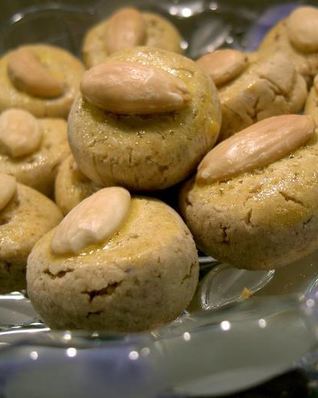 Пряное печенье с миндалем