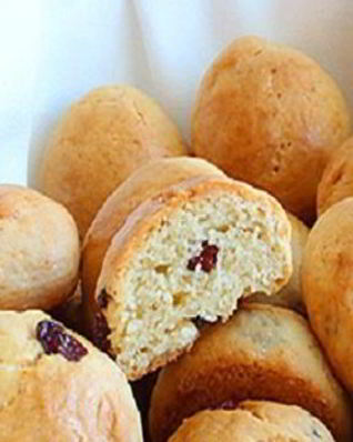 Сливочное печенье с изюмом