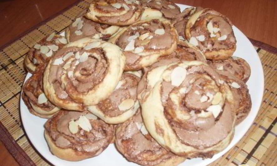 Рецепт творожного печенья с шоколадной меренгой