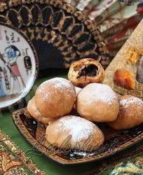 Восточное печенье с финиками и орехами