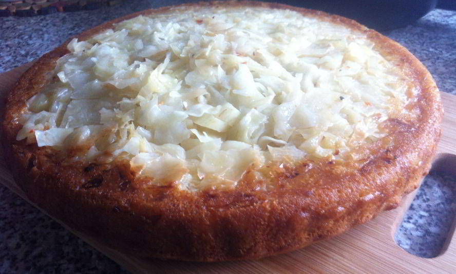 Рецепт быстрого капустного пирога со сливочным маслом