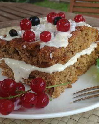 Быстрый пирог к чаю с вареньем