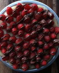 Быстрый пирог с малиной