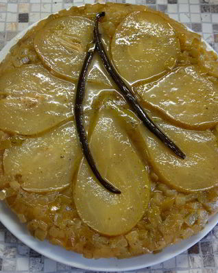 Грушевый пирог-перевертыш