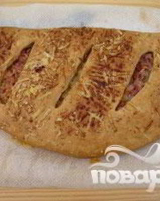 Крытый пирог с беконом и сыром