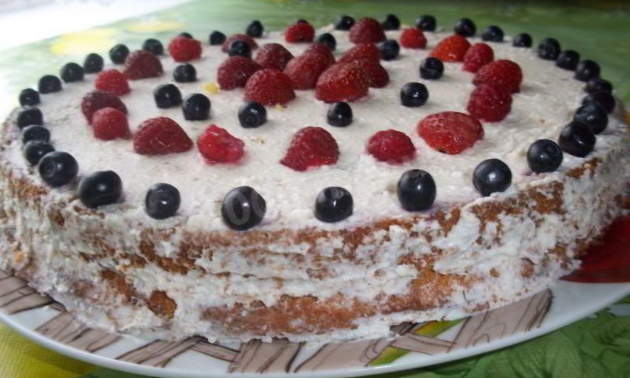 Рецепт легкого пирога с творогом и малиной скарлетт