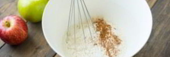 открытый яблочный пирог