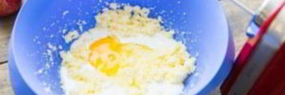 открытый яблочный пирог