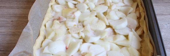 песочный пирог с яблоками