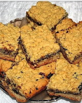 Пирог с домашним повидлом