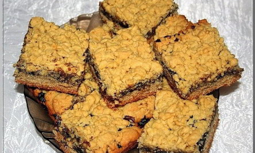 Рецепт пирога с домашним повидлом