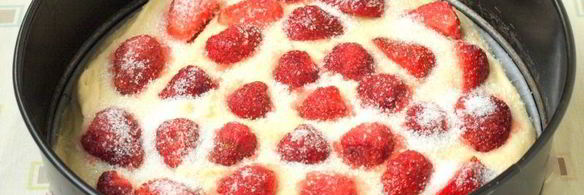 пирог с клубникой