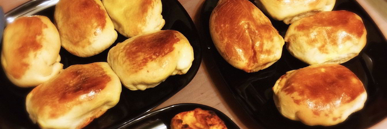 Пирог с курицей, овощами и сыром на готовом дрожжевом тесте