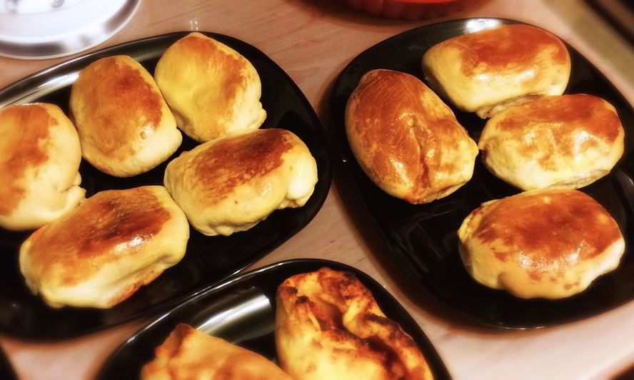 Рецепт пирога с курицей, овощами и сыром на готовом дрожжевом тесте