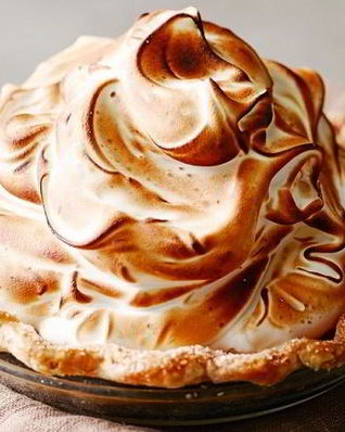 Пирог с тыквой и меренгой