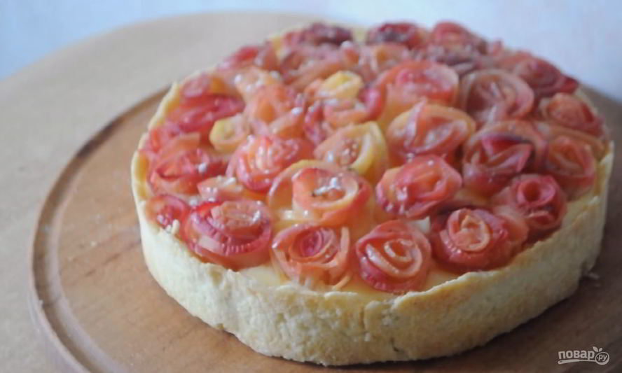 Рецепт пирога с яблочными розами