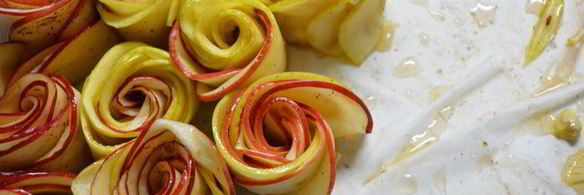 пирог яблочные розы