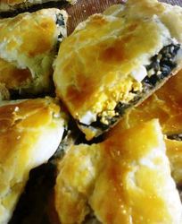 Пироги из слоеного теста