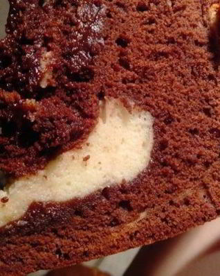 Шоколадный пирог с мягким творогом