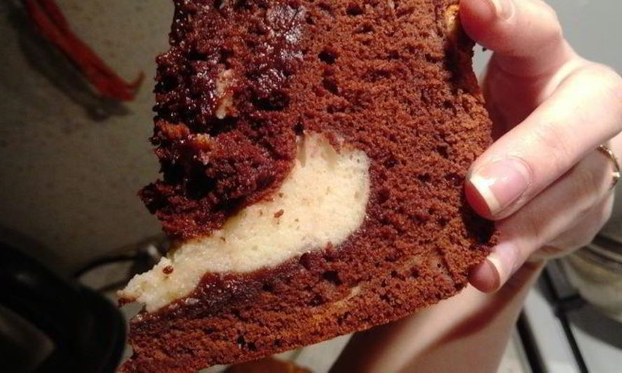 Рецепт шоколадного пирога с мягким творогом