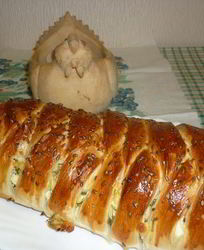 Сочный пирог с начинкой из того, что было