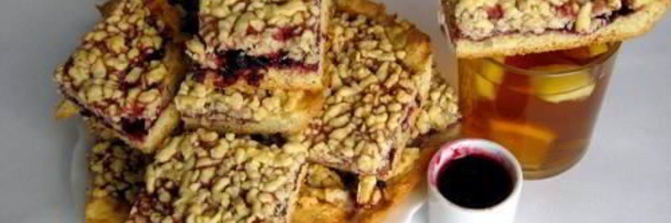 Тертый пирог с джемом