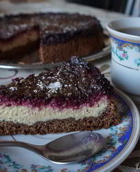 Творожно-ягодный пирог