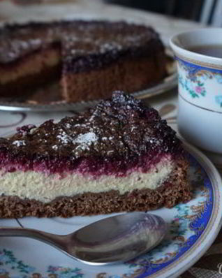 Творожно-ягодный пирог