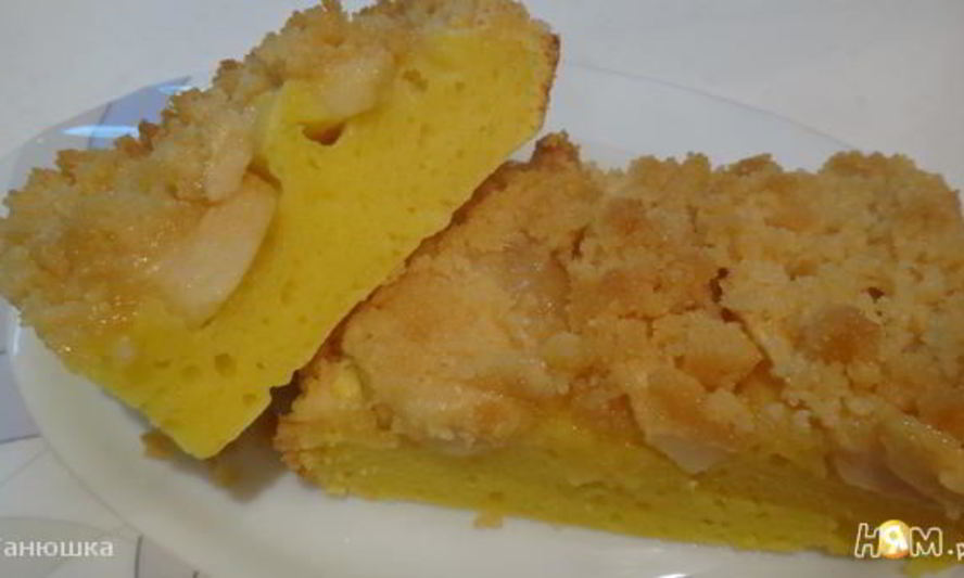 Рецепт яблочного пирога с карамельной крошкой