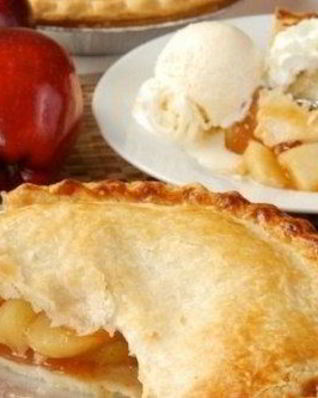 Закрытый яблочный пирог с карамелью