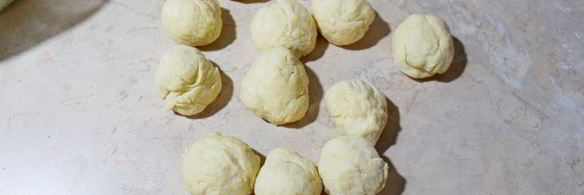 быстрые пирожки с творогом и зеленым луком