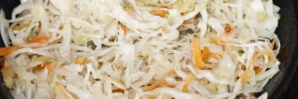 дрожжевые пирожки с квашеной капустой