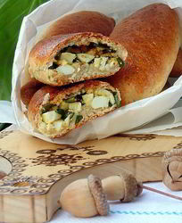 Гречневые пирожки с луком и яйцом