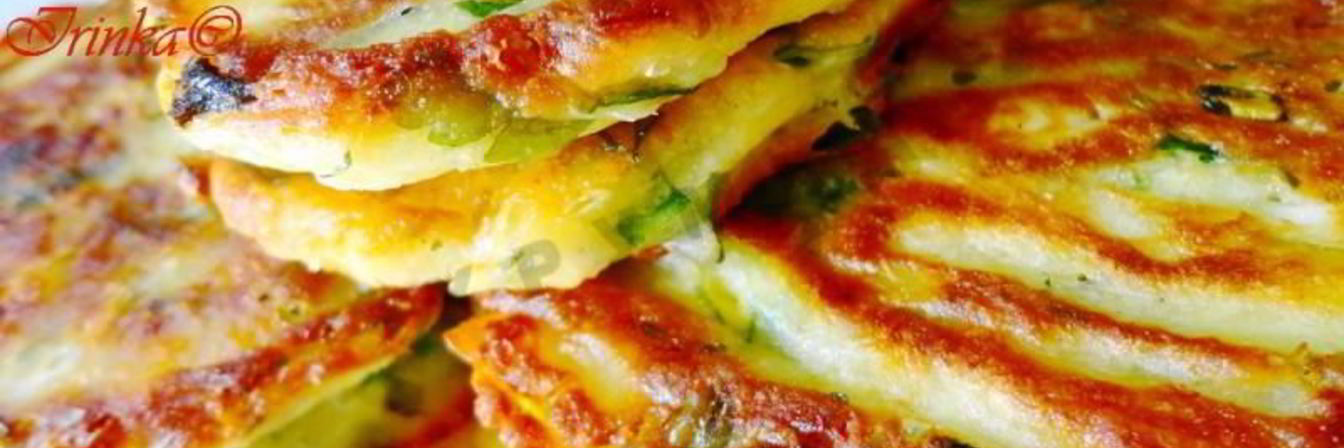 Оладушки-пирожки с зеленью и яйцом