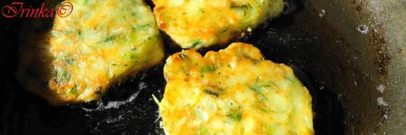 оладушки-пирожки с зеленью и яйцом