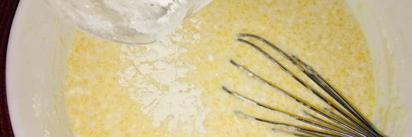 печеные пирожки с картофелем и луком-яйцом