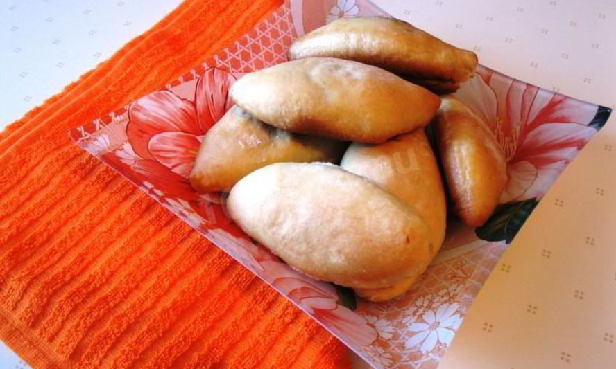 Рецепт пирожков из дрожжевого теста с капустой в духовке