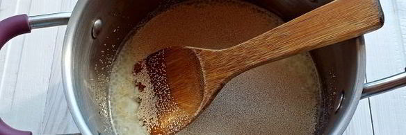 пирожки на кефире с дрожжами на сковороде