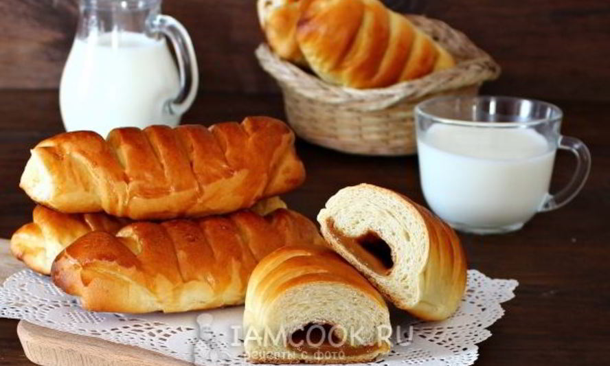 Рецепт пирожков на кефире с дрожжами в духовке