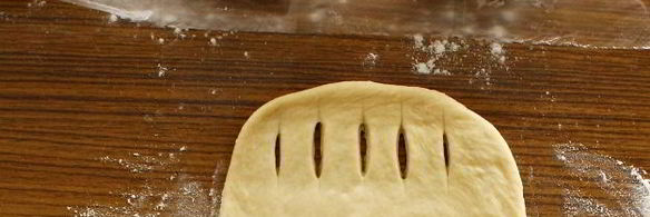 пирожки на кефире с дрожжами в духовке