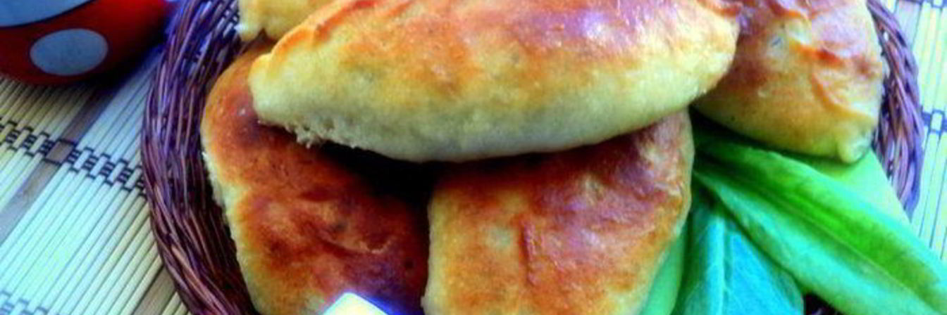 Пирожки печеные со щавелем