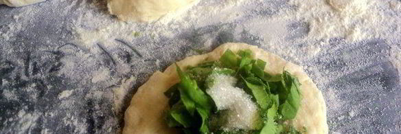 пирожки печеные со щавелем