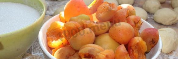 пирожки с абрикосами в духовке