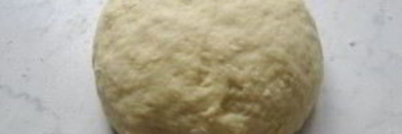 пирожки с черникой из дрожжевого теста