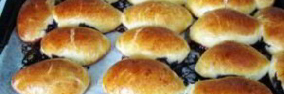 пирожки с черникой из дрожжевого теста